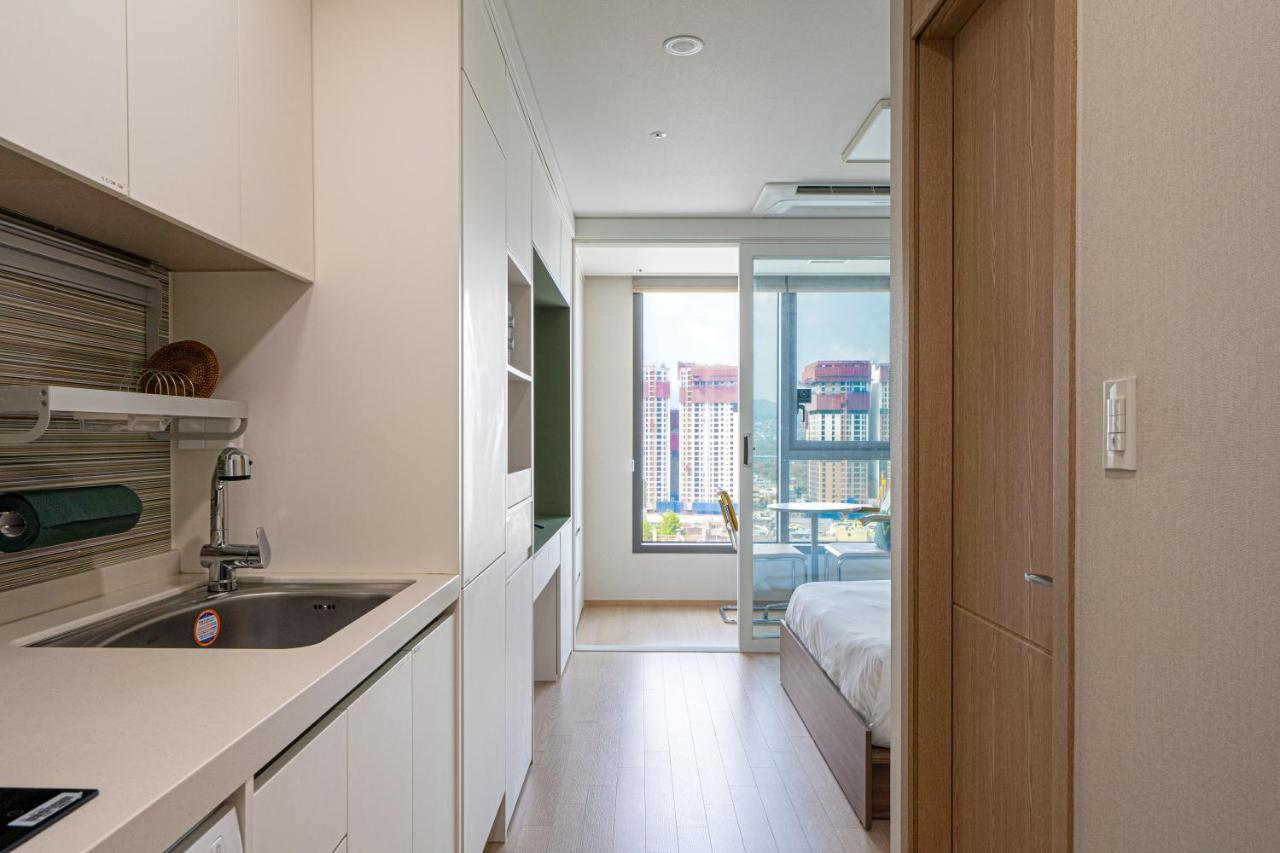 Urbanstay Myeongdong Сеул Екстер'єр фото
