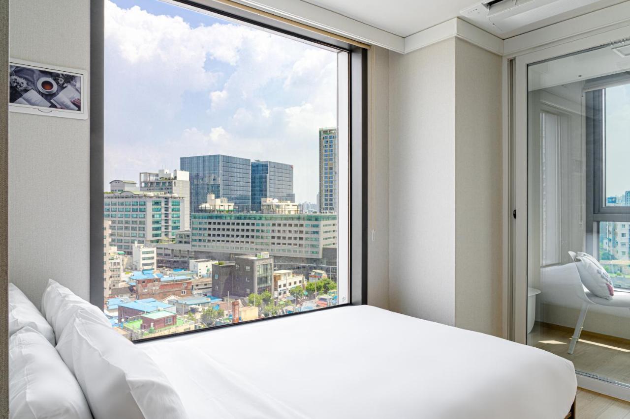 Urbanstay Myeongdong Сеул Екстер'єр фото