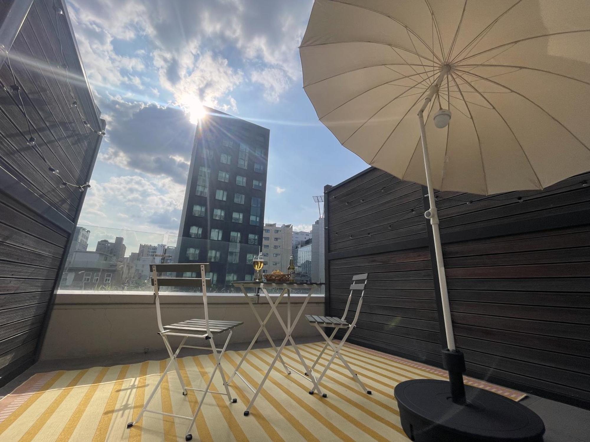 Urbanstay Myeongdong Сеул Екстер'єр фото