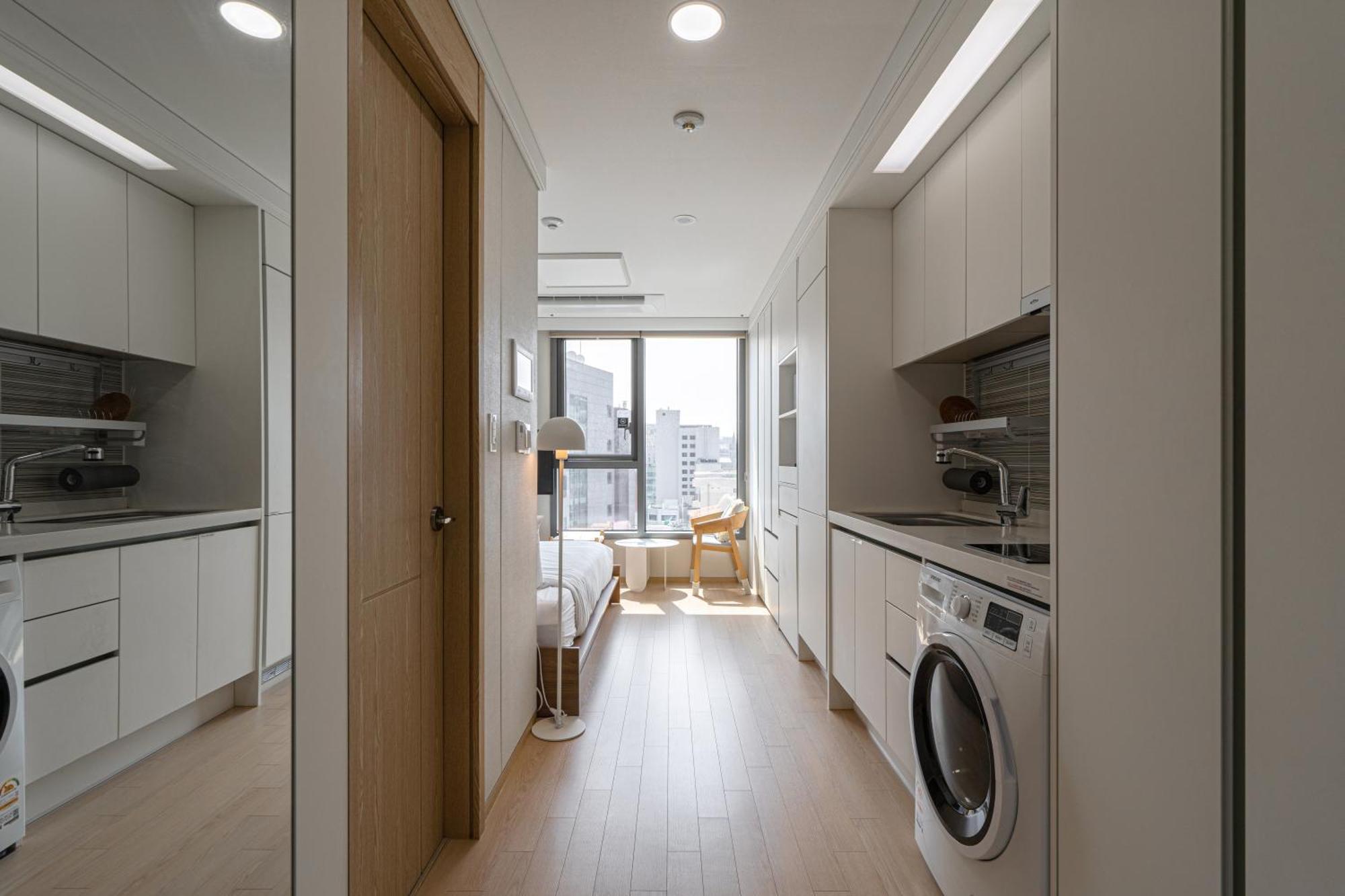 Urbanstay Myeongdong Сеул Екстер'єр фото